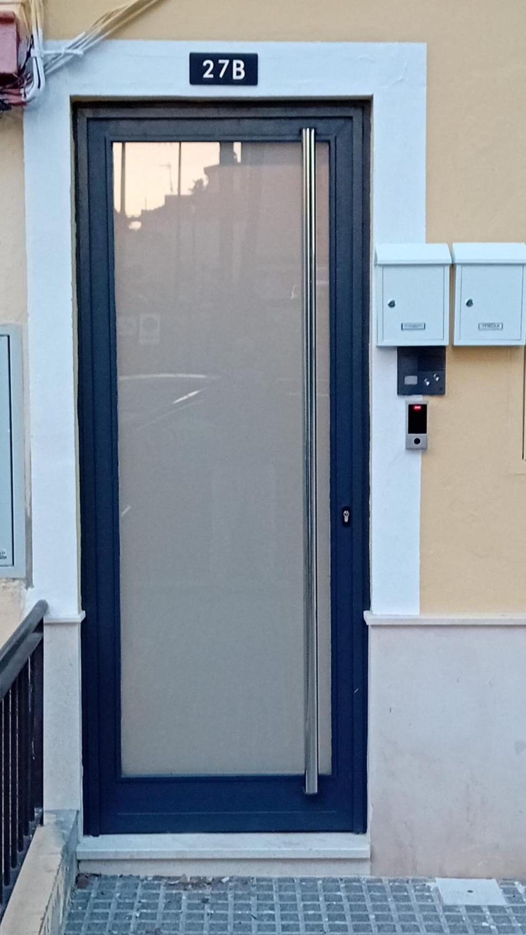Apartamento La Fuente 27 托马雷斯 外观 照片